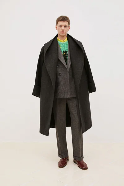 Look 30